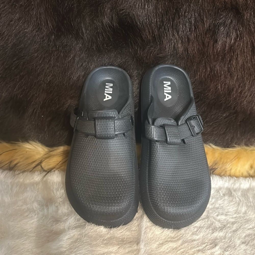 MIA shoes 40 (4550) NEW